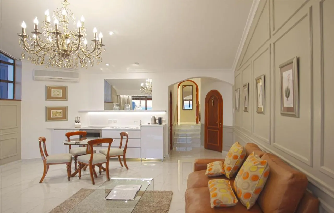 Bayview Penthouses And Rooms Città del Capo
